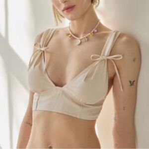 Urban Outfitters-Out from Under-Sophie Bow Lingline Triangle Bralette-New-XS